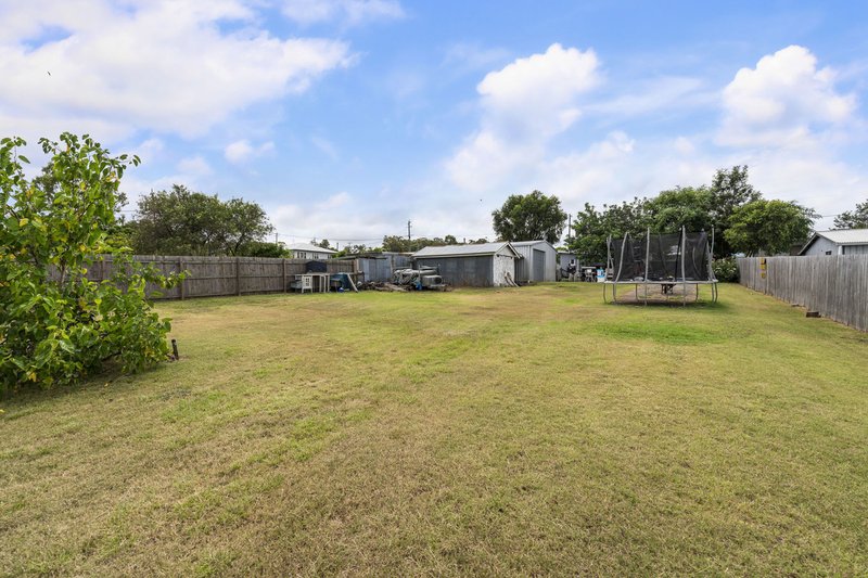 Photo - 151 Mocatta Street, Goombungee QLD 4354 - Image 14