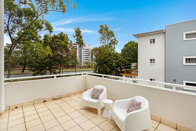 Photo - 15/1 Riverwalk Avenue, Robina QLD 4226 - Image 13