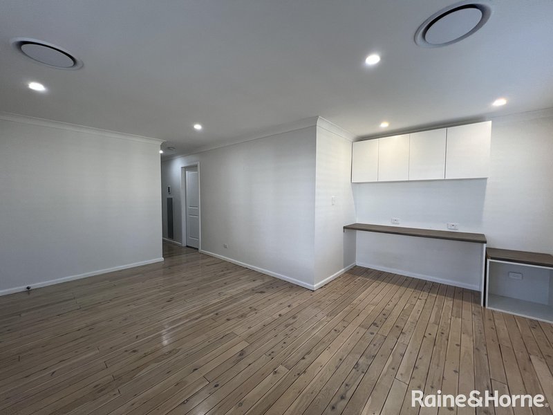 Photo - 151 Sampson , Orange NSW 2800 - Image 3