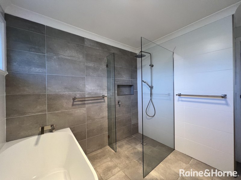 Photo - 151 Sampson , Orange NSW 2800 - Image 11