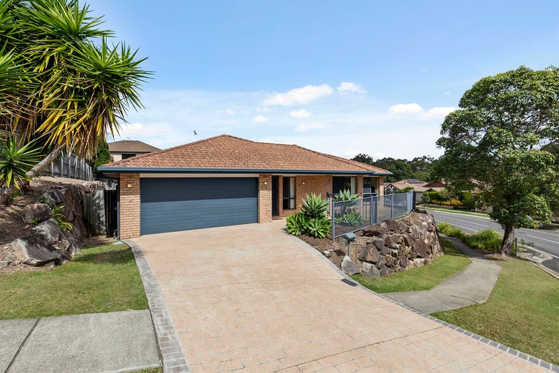 Photo - 151 Saturn Crescent, Bridgeman Downs QLD 4035 - Image 2
