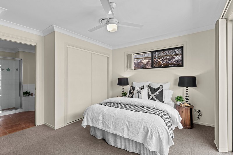 Photo - 151 Saturn Crescent, Bridgeman Downs QLD 4035 - Image 14