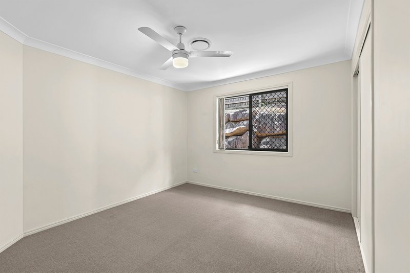 Photo - 151 Saturn Crescent, Bridgeman Downs QLD 4035 - Image 17