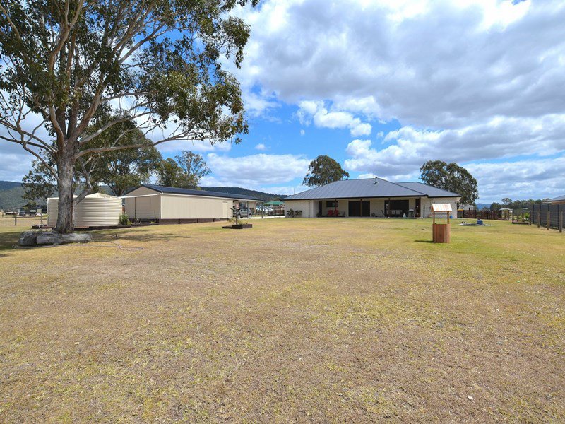 Photo - 151 Sippel Drive, Woodford QLD 4514 - Image 5