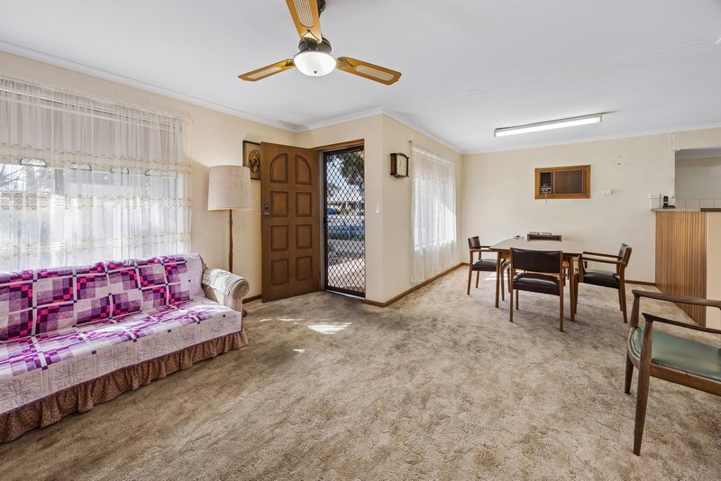 Photo - 151 Swanport Road, Murray Bridge SA 5253 - Image 3
