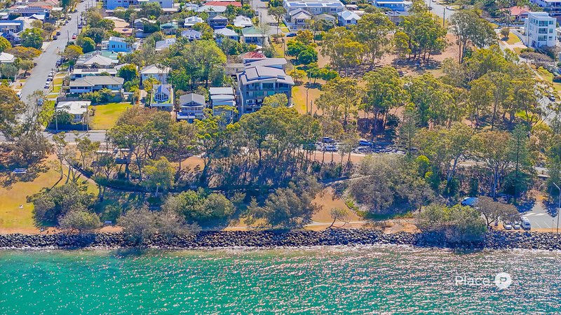 Photo - 1/51 Whytecliffe Parade, Woody Point QLD 4019 - Image 26