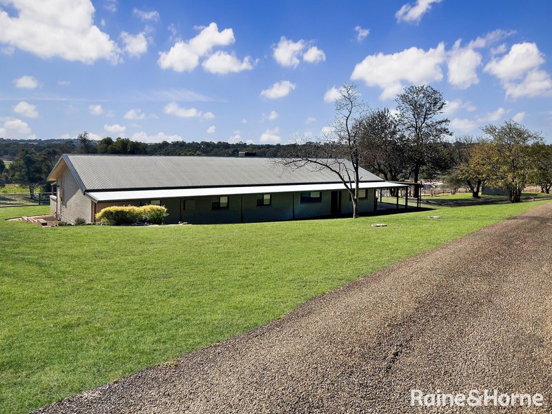 151 Willawong Street, Young NSW 2594