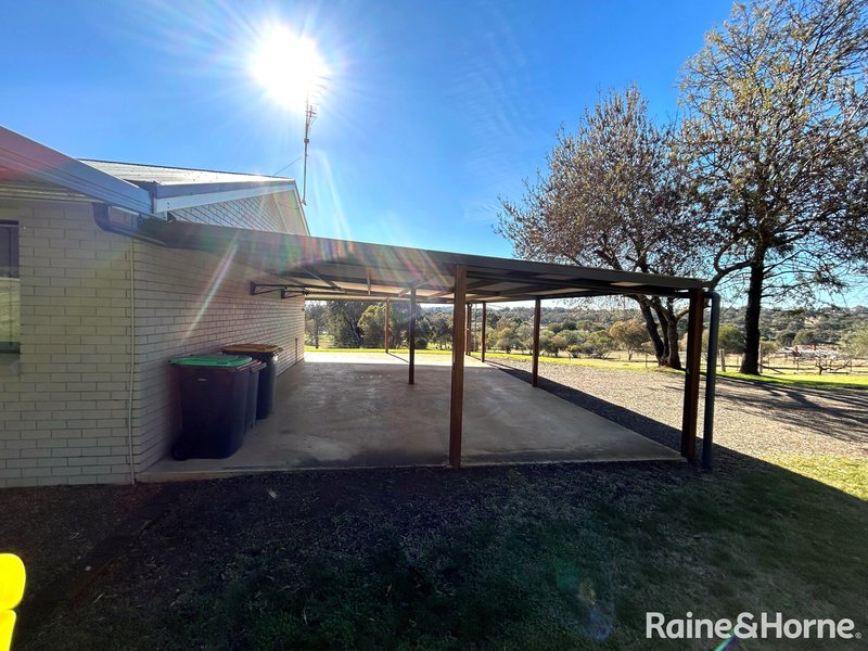 Photo - 151 Willawong Street, Young NSW 2594 - Image 6