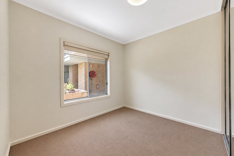 Photo - 15/10-16 Light Common, Mawson Lakes SA 5095 - Image 7