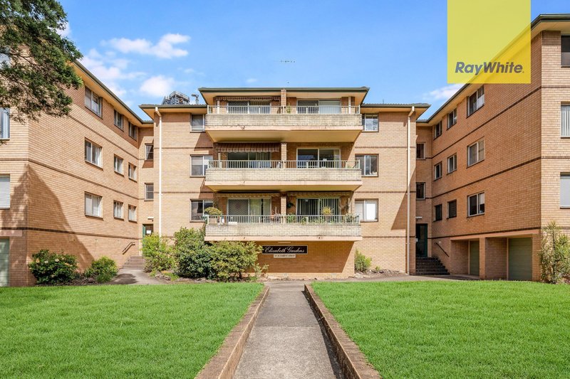 15/10 Elizabeth Street, Parramatta NSW 2150