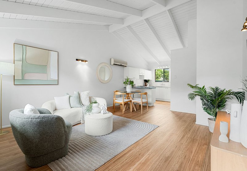 Photo - 15/10 Palara Street, Rochedale South QLD 4123 - Image 1