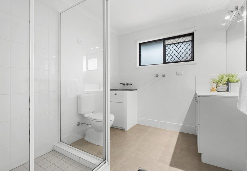 Photo - 15/10 Palara Street, Rochedale South QLD 4123 - Image 9