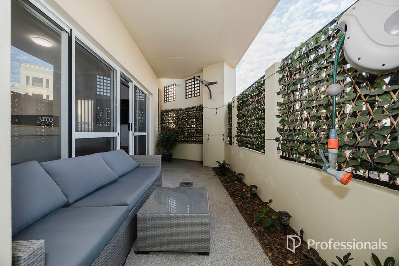 Photo - 15/10 Pavonia Link, Clarkson WA 6030 - Image 6