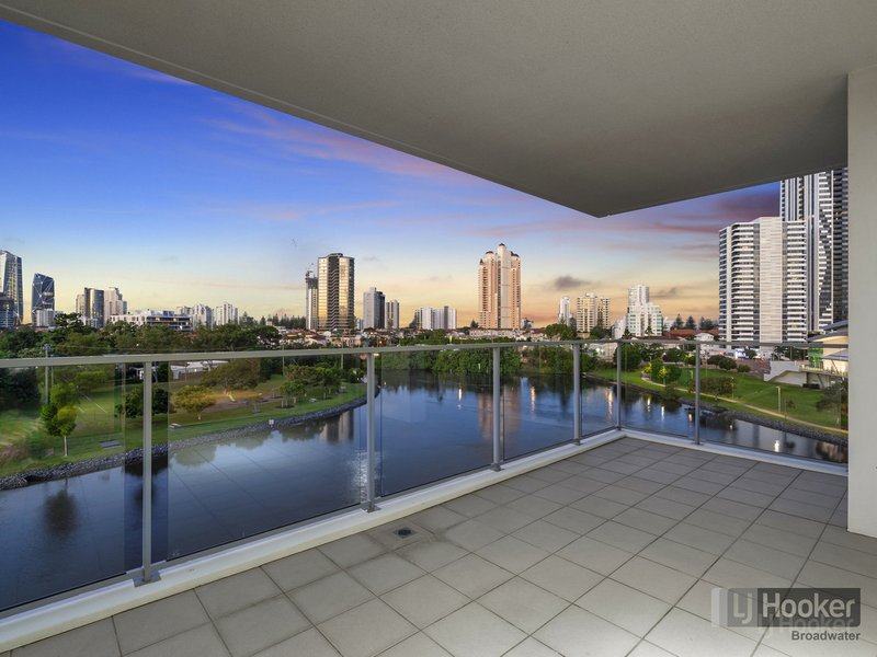 Photo - 1510/33 T E Peters Drive, Broadbeach QLD 4218 - Image 3