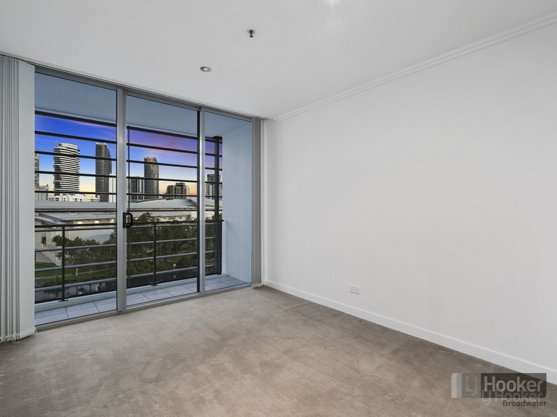 Photo - 1510/33 T E Peters Drive, Broadbeach QLD 4218 - Image 18