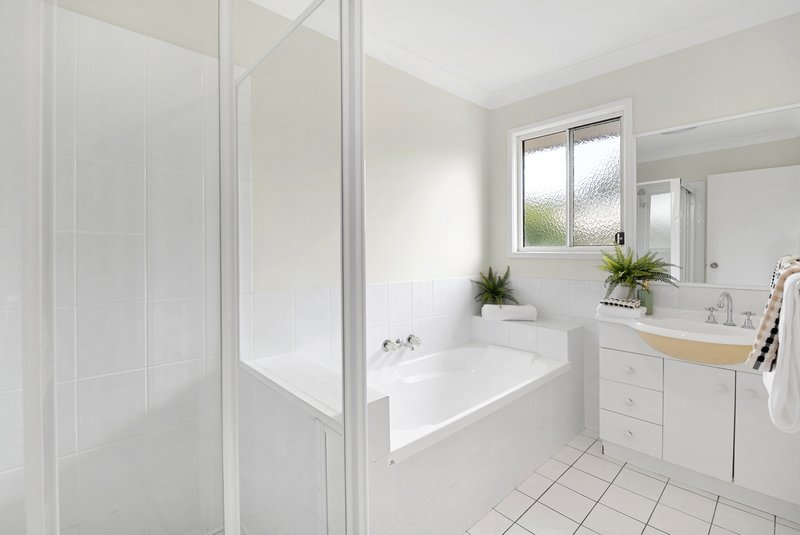 Photo - 15/107-111 Arundel Drive, Arundel QLD 4214 - Image 13