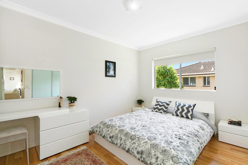 Photo - 15/11-13 Holborn Avenue, Dee Why NSW 2099 - Image 4