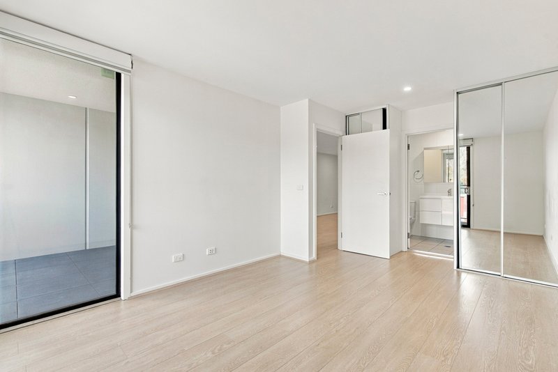 Photo - 15/111 Canberra Avenue, Griffith ACT 2603 - Image 9