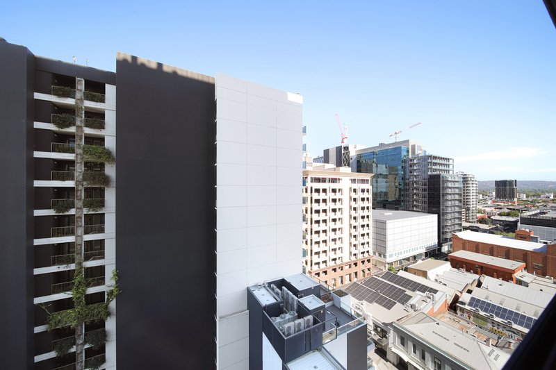 Photo - 1511/116 Waymouth Street, Adelaide SA 5000 - Image 7