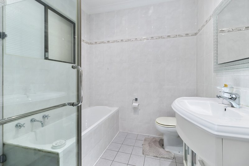 Photo - 15/116-120 Hoxton Park Road, Lurnea NSW 2170 - Image 6