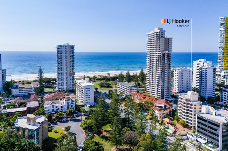 Photo - 15/12-14 Queensland Avenue, Broadbeach QLD 4218 - Image