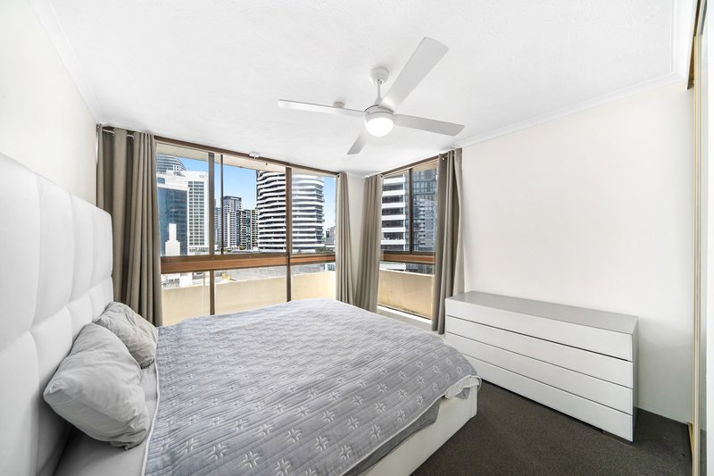 Photo - 15/12-14 Queensland Avenue, Broadbeach QLD 4218 - Image 6