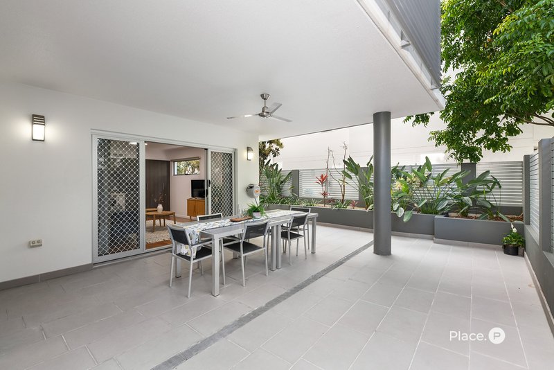 Photo - 15/12 Barramul Street, Bulimba QLD 4171 - Image 6