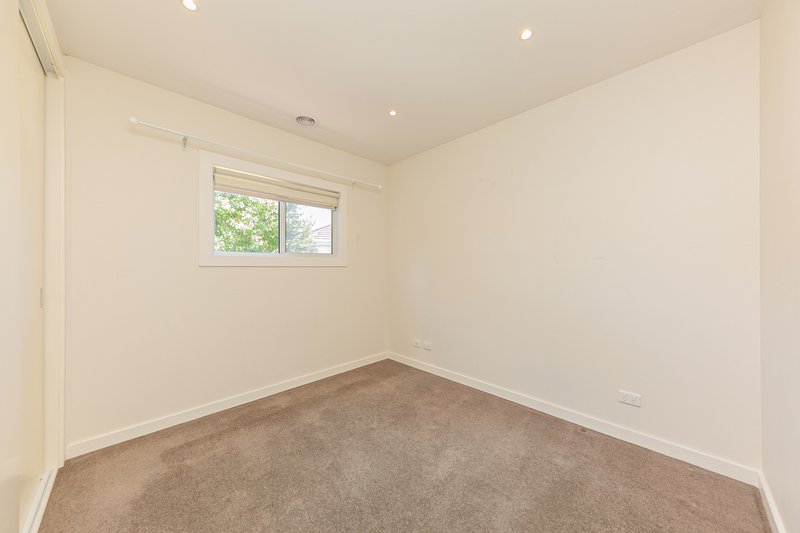 Photo - 15/12 Short Street, Vermont VIC 3133 - Image 10