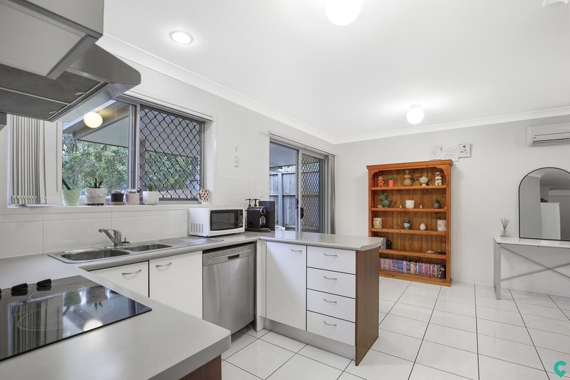 Photo - 15/12 Timms Road, Everton Hills QLD 4053 - Image 10