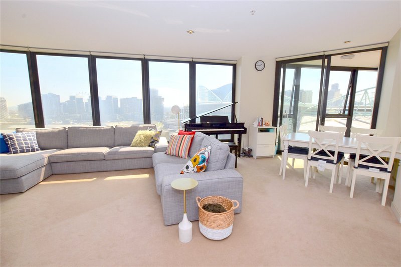 Photo - 1512/100 Harbour Esplanade, Docklands VIC 3008 - Image 1