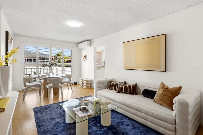 Photo - 15/13-15 Richmond Avenue, Dee Why NSW 2099 - Image 1