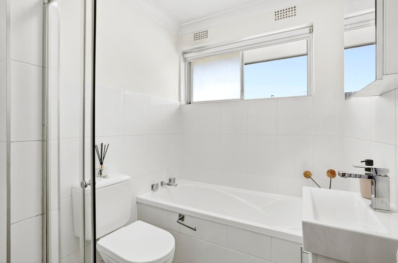 Photo - 15/13-15 Richmond Avenue, Dee Why NSW 2099 - Image 9