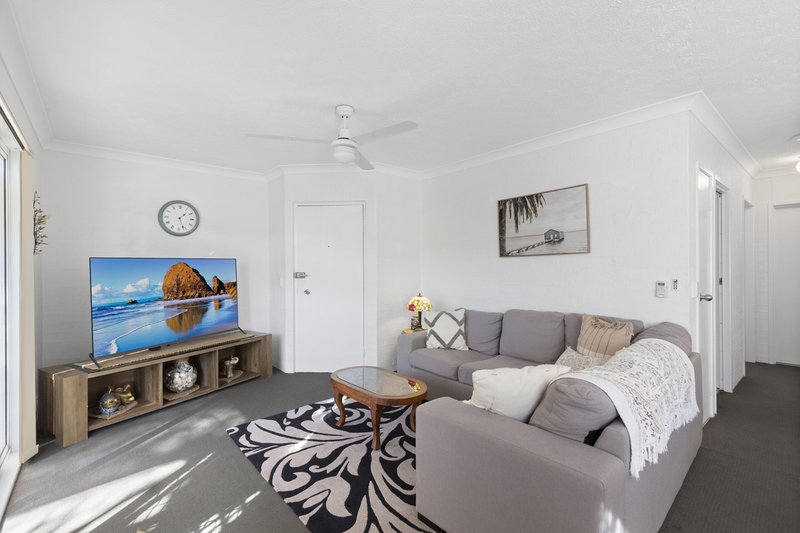 Photo - 15/13-17 Brown Street, Labrador QLD 4215 - Image 2