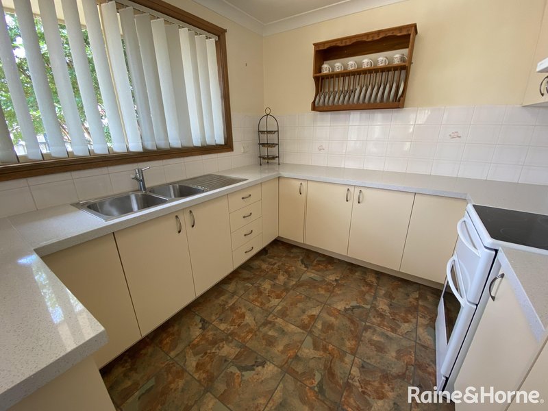 Photo - 15/131A March Street, Orange NSW 2800 - Image 4