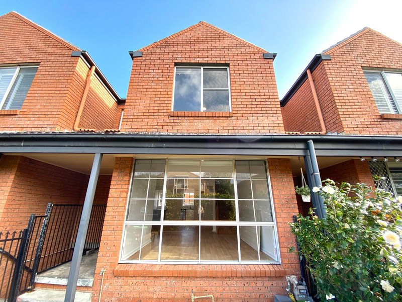 Photo - 15/134 Railway Street, Cooks Hill NSW 2300 - Image 1