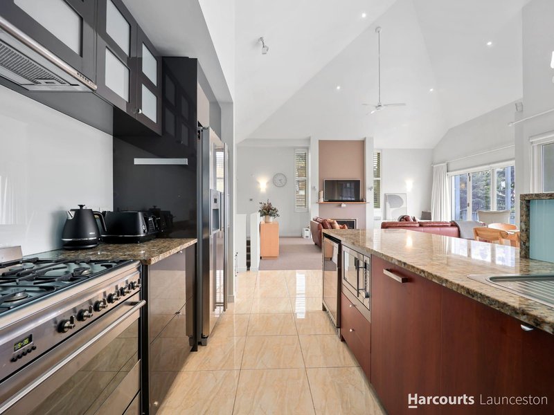 Photo - 15/135-143 Paterson Street, Launceston TAS 7250 - Image 9