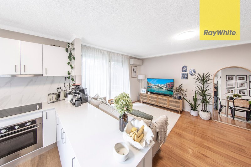 Photo - 15/14 Thomas Street, Parramatta NSW 2150 - Image 3