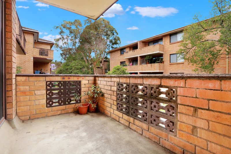 Photo - 15/15-21 Oxford Street, Mortdale NSW 2223 - Image 2