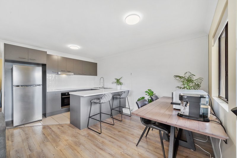 Photo - 15/15 Coral Street, Beenleigh QLD 4207 - Image 3