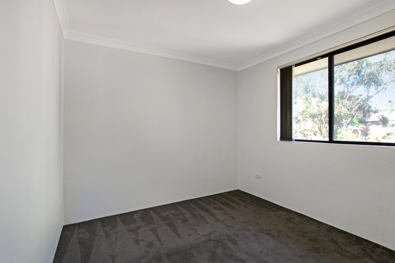 Photo - 15/15 Cottonwood Crescent, Macquarie Park NSW 2113 - Image 2