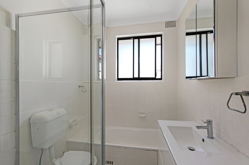 Photo - 15/15 Cottonwood Crescent, Macquarie Park NSW 2113 - Image 5