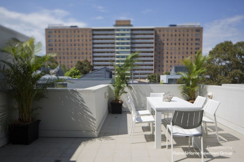 Photo - 15/16-24 Dunblane Street, Camperdown NSW 2050 - Image 2