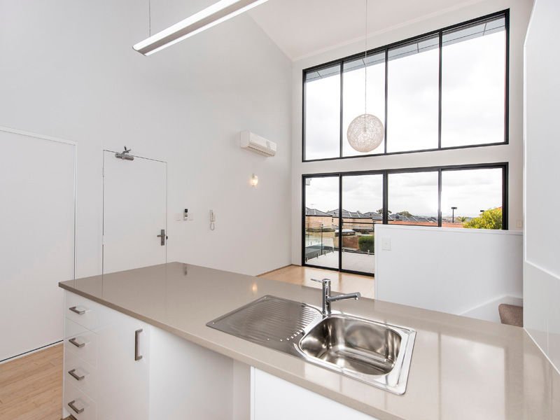 Photo - 15/16 Bridges Road, Melville WA 6156 - Image 6