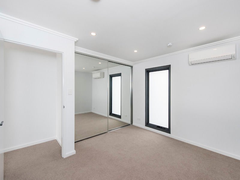 Photo - 15/16 Bridges Road, Melville WA 6156 - Image 11