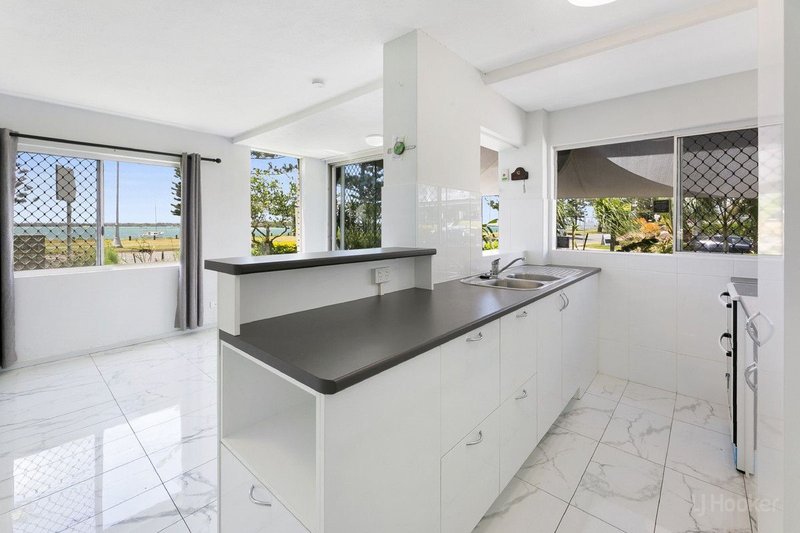 Photo - 1/516 Marine Parade, Biggera Waters QLD 4216 - Image 3