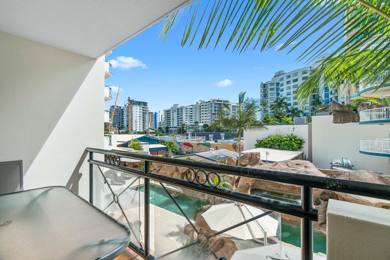 Photo - 15/17-19 Brisbane Road, Mooloolaba QLD 4557 - Image 2