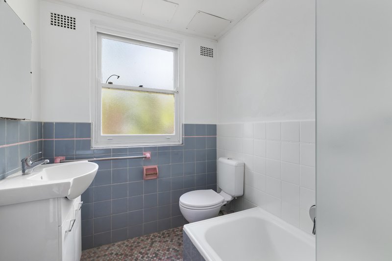 Photo - 15/17-21 Russell Street, Strathfield NSW 2135 - Image 6