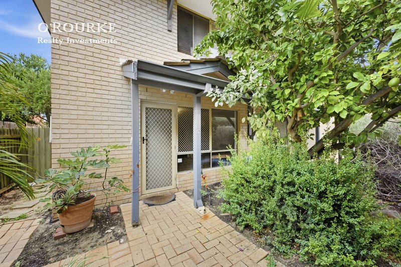 Photo - 15/17 Cayley Street, Glendalough WA 6016 - Image 1