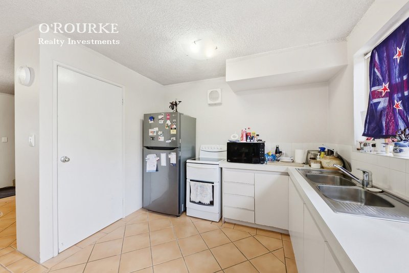 Photo - 15/17 Cayley Street, Glendalough WA 6016 - Image 3