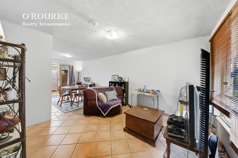 Photo - 15/17 Cayley Street, Glendalough WA 6016 - Image 5